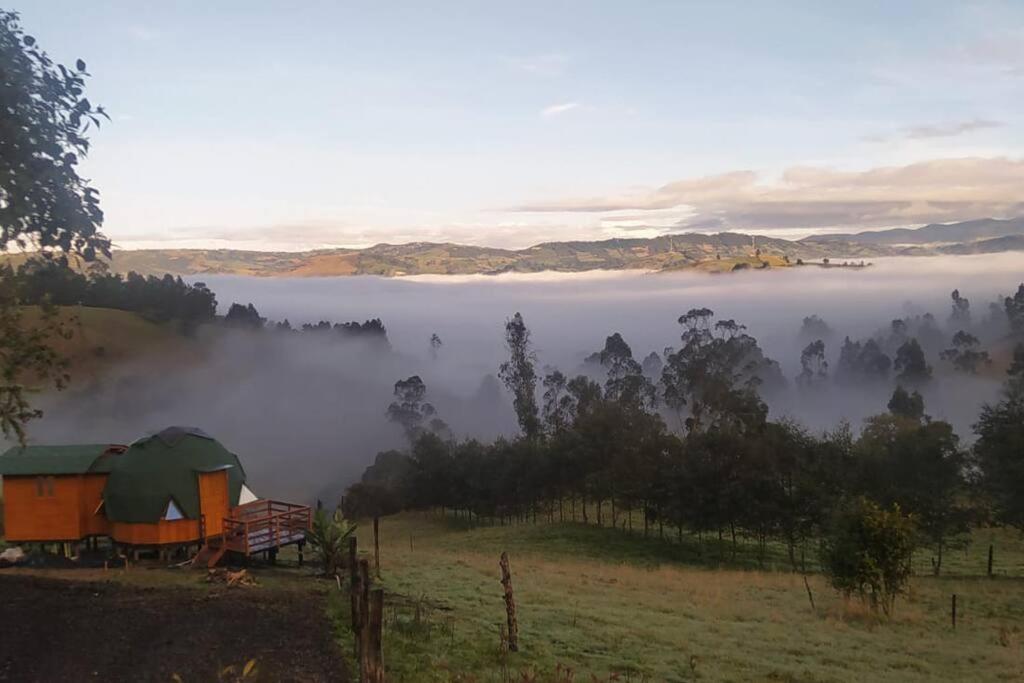 Glamping - Domo el Frailejón con Jacuzzi Vila Villapinzon Exterior foto
